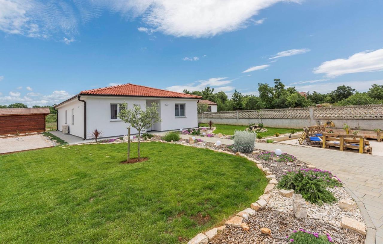 Villa Frontera Croatia Poreč Exterior foto